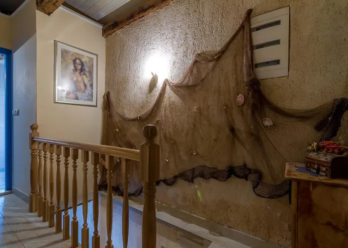 Casa Angeli In Banjol - Haus Fuer 4-5 Personen Rab Town
