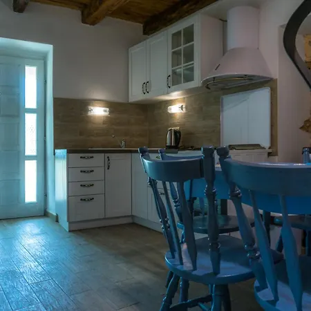 Prázdninový dům Casa Angeli In Banjol - Haus Fuer 4-5 Personen