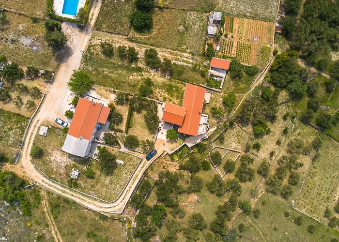 Feriehus Casa Angeli In Banjol - Haus Fuer 4-5 Personen